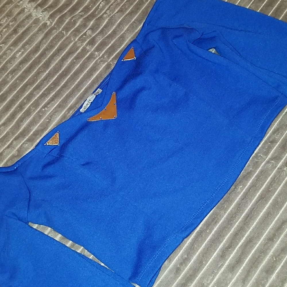 Crop top - Picture 3 of 3
